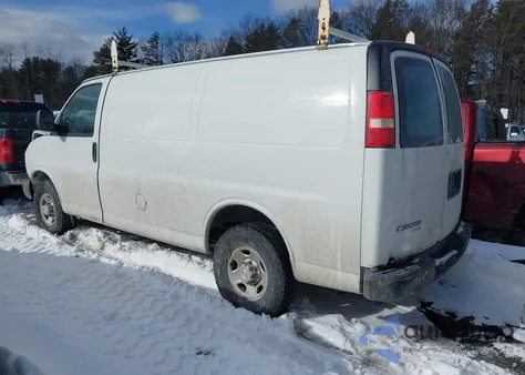 2016 Chevrolet Express 2500 Work Van z USA, uszkodzony, nr VIN 1GCWGAFF3G1127367